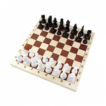 Игра настольная "Шахматы" пластмассовые в деревянной упаковке (поле 29см х 29см)